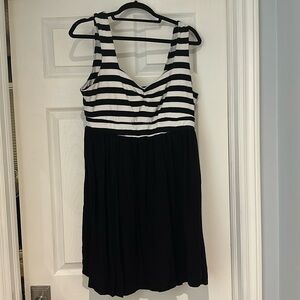 Black & white casual tank dress